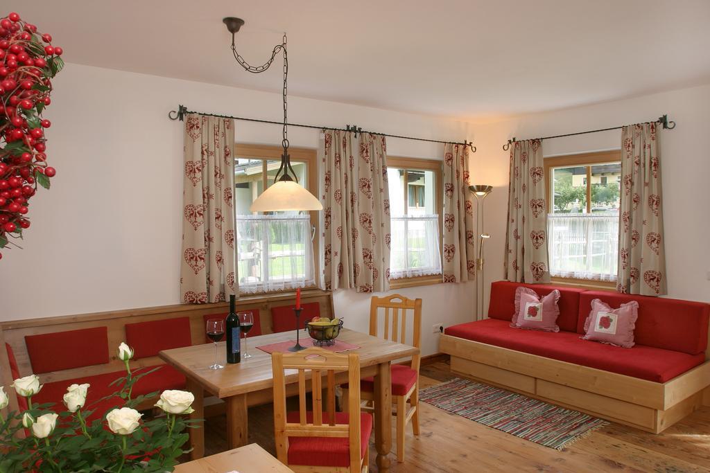 Neuhaushof Apartment Hollersbach im Pinzgau Luaran gambar